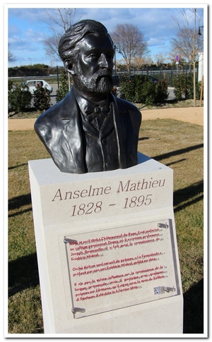 buste d'Anseme Mathieu scupté par M. Langloys, situé au Parc des Poètes à Eyragues buste d'Anseme Mathieu sculpté par M. Langloys, situé au Parc des Poètes à Eyragues